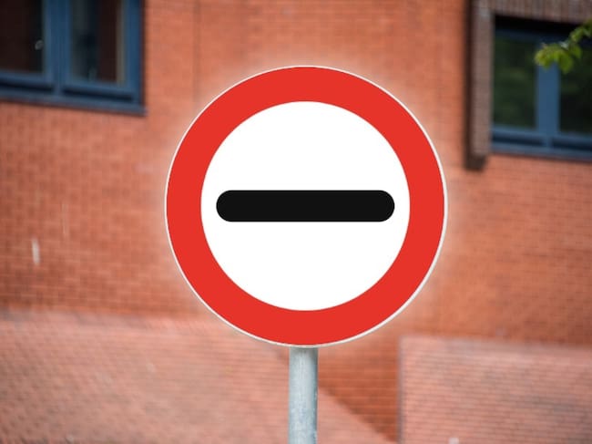 Señal de tránsito R200. Foto: Getty Images.