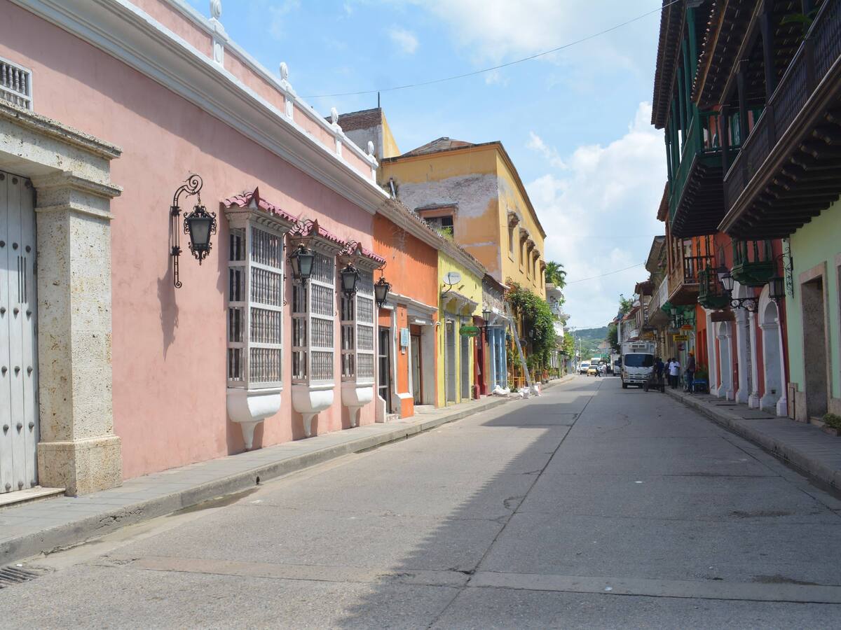 Habrá movilidad reducida en la Calle Media Luna por trabajos de la empresa Afinia