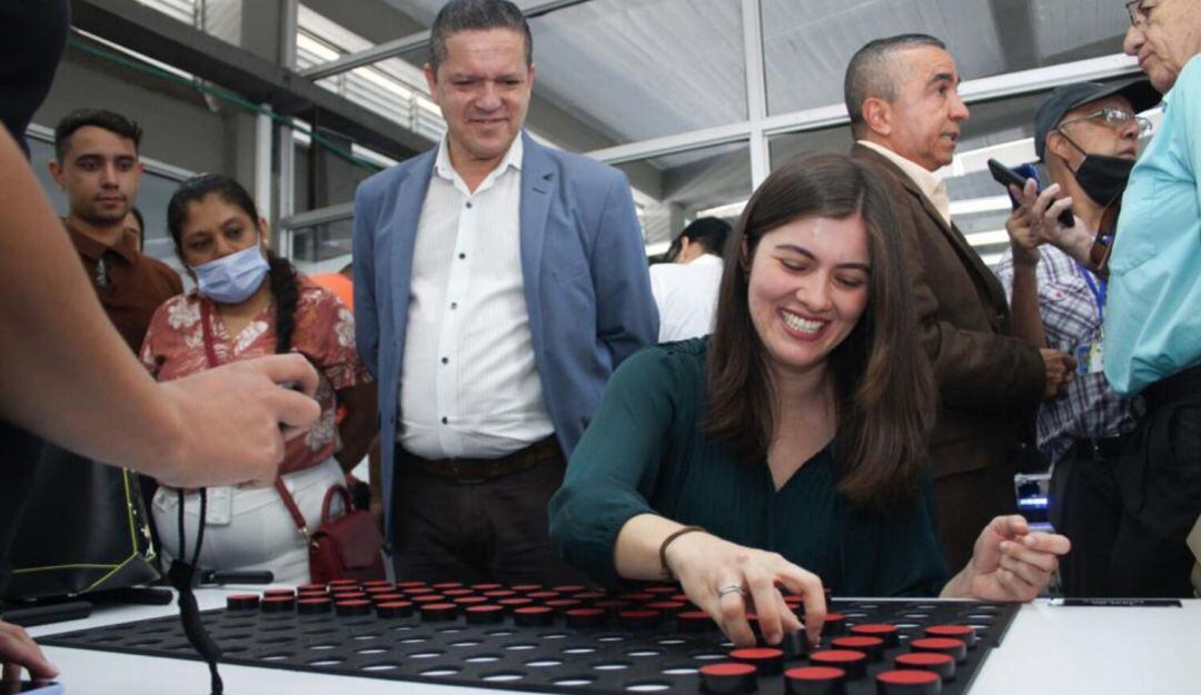 Escuela textil para mujeres.