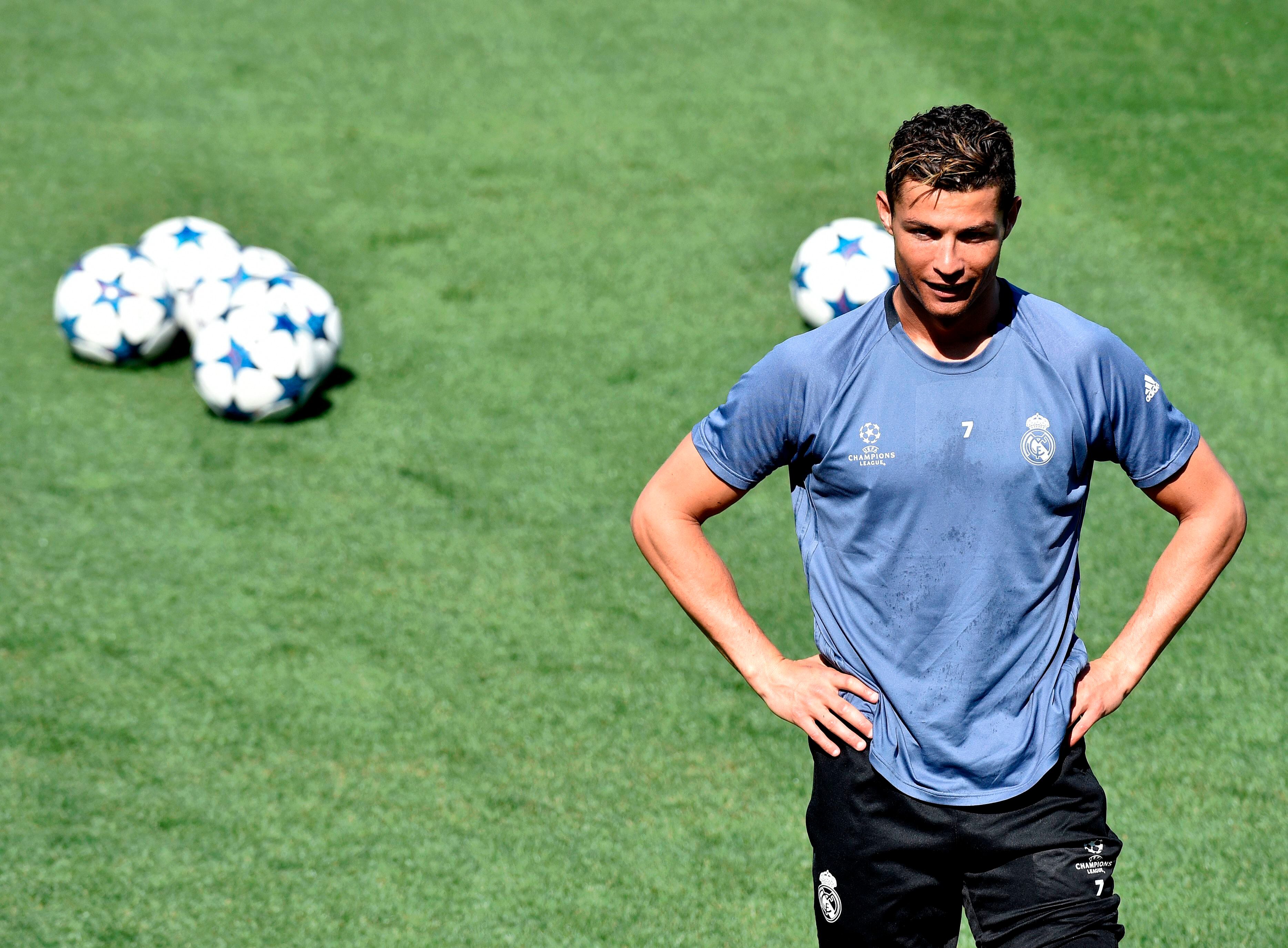 Cristiano Ronaldo entrenando en Valdebebas durante su etapa en Real Madrid. (Photo by GERARD JULIEN / AFP) (Photo credit should read GERARD JULIEN/AFP via Getty Images)