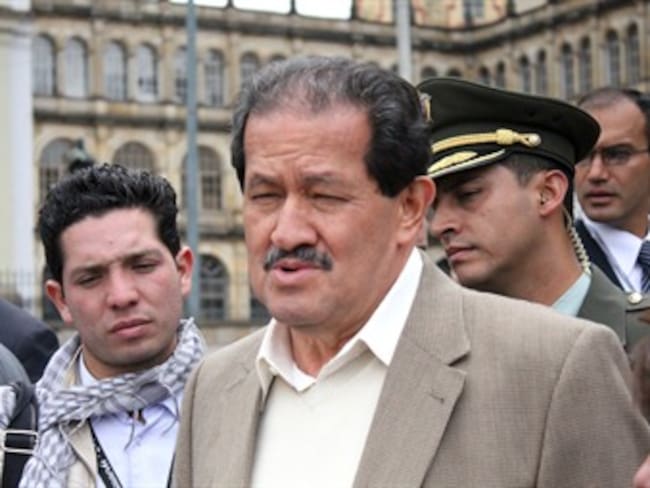 Garzón pide que la ONU verifique supuesta compra de aviones de la oposición venezolana