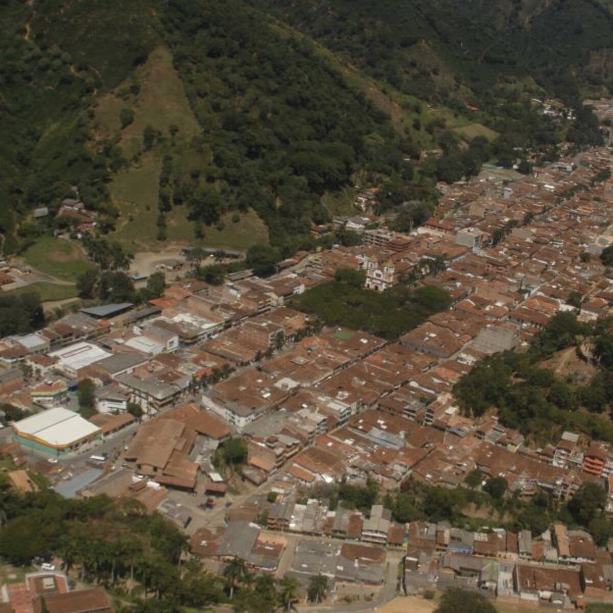 Capturan tres presuntos responsables de masacre en Ciudad Bolívar