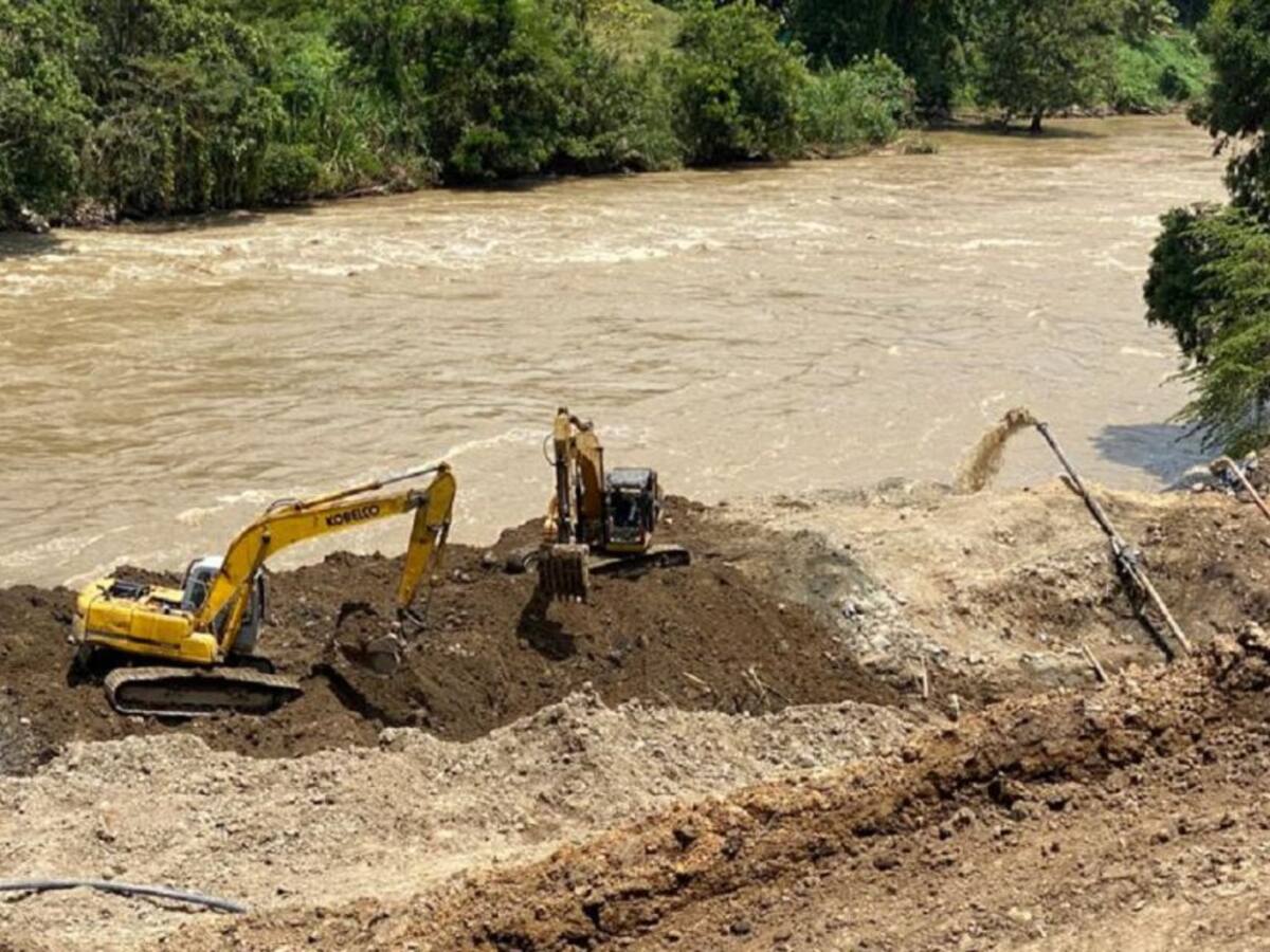 Culminan labores de rescate de mineros que estaban atrapados en un socavón