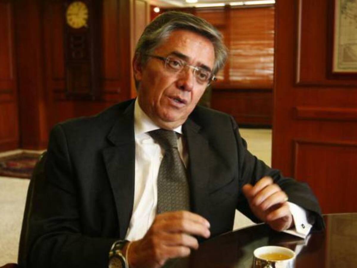 Gobernadores del Eje deben decidir que hacer con recursos de Autopistas del Café: Mintransporte