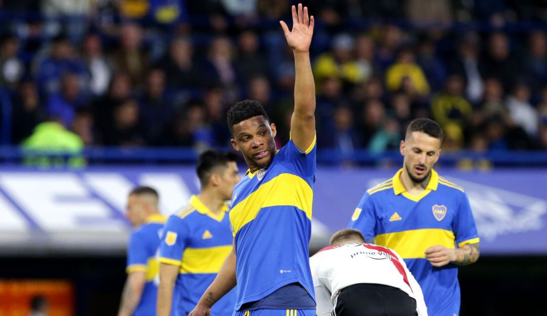 Frank Fabra le ganó el superclásico a Juan Fernando Quintero y Miguel Ángel Borja .