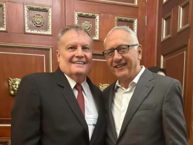 Reunión entre el gerente del Huem Hernando Mora y el Ministro de la Protección Guillermo Jaramillo / Foto Cortesía