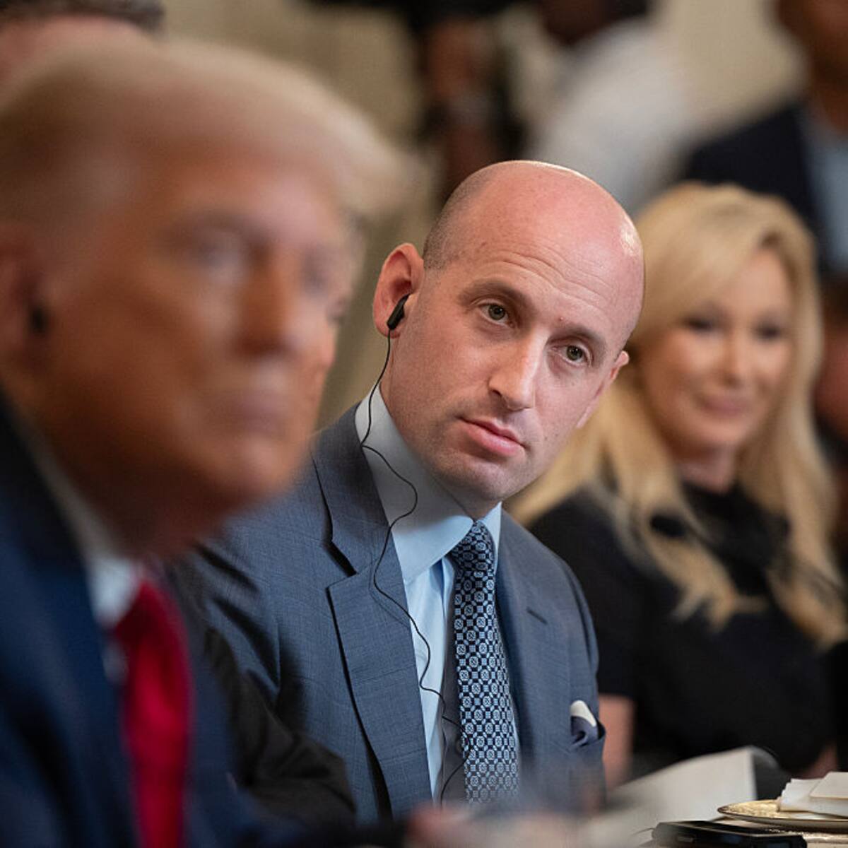 Asesor de Trump pide a Latinoamérica combatir a carteles como si fuesen ISIS o Al-Qaeda