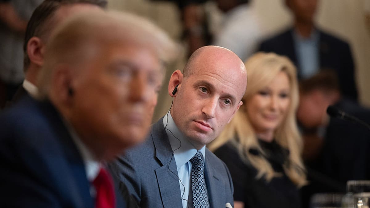 Asesor de Trump pide a Latinoamérica combatir a carteles como si fuesen ISIS o Al-Qaeda