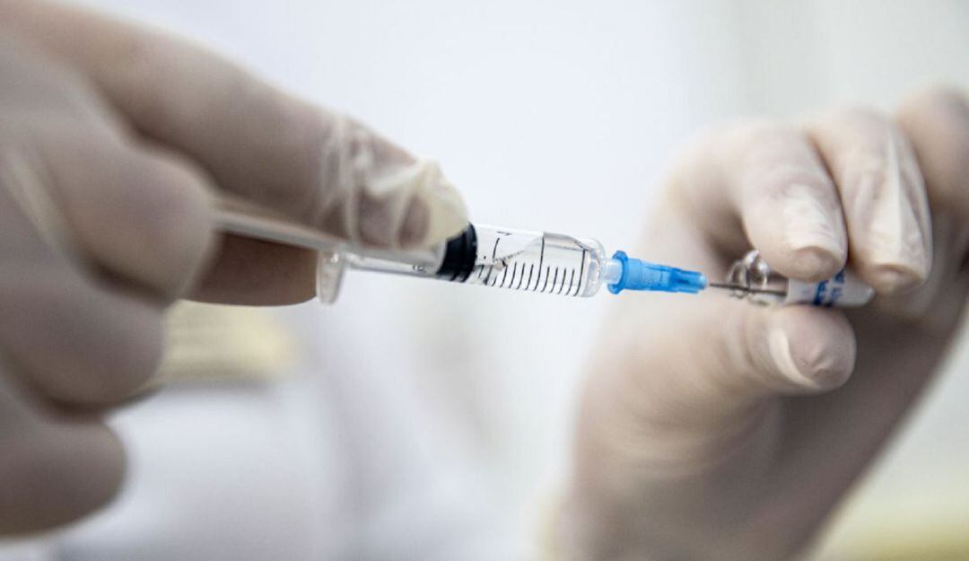 El 20 de febrero llegan las primeras vacunas 