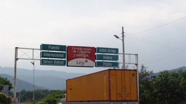 El transporte de carga se reanudaría el próximo martes en horario nocturno.