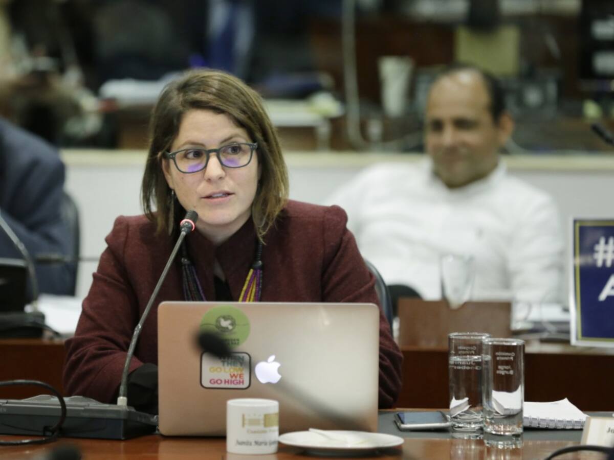 “Tenemos que seguir trabajando para tener paridad entre hombres y mujeres”