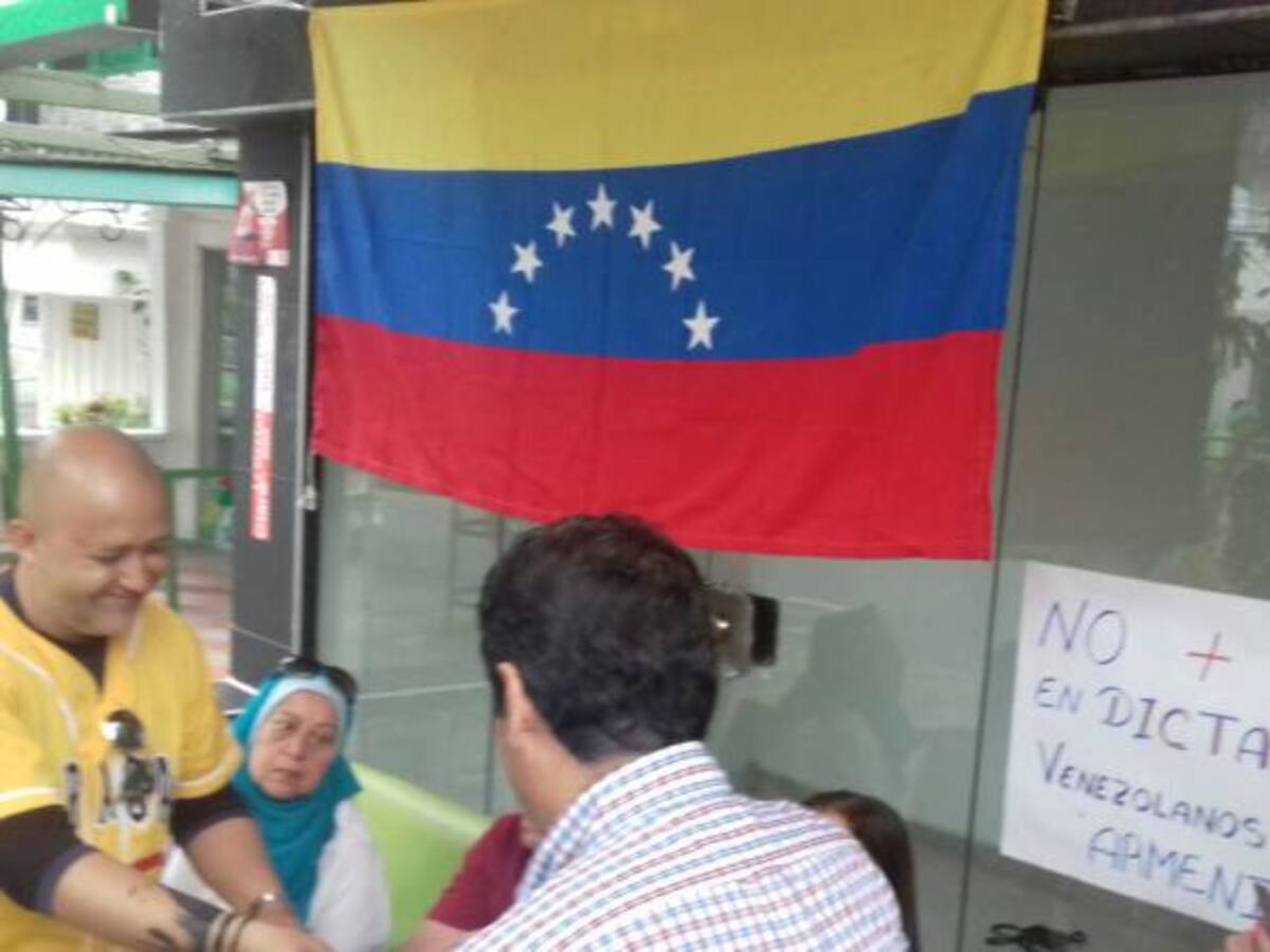 Ventas callejeras fuente de ingreso de venezolanos en Armenia