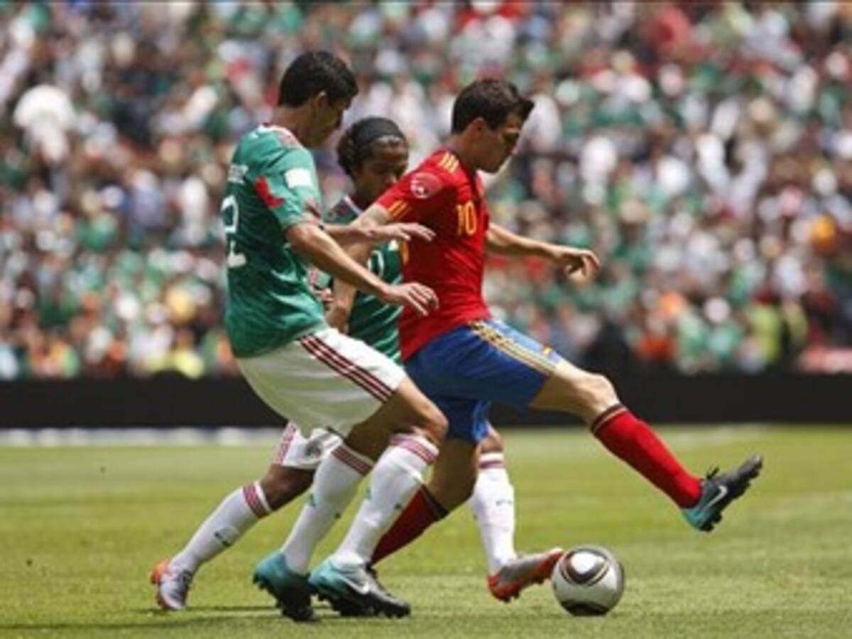 El campeón del mundo debuta con empate ante un México renovado