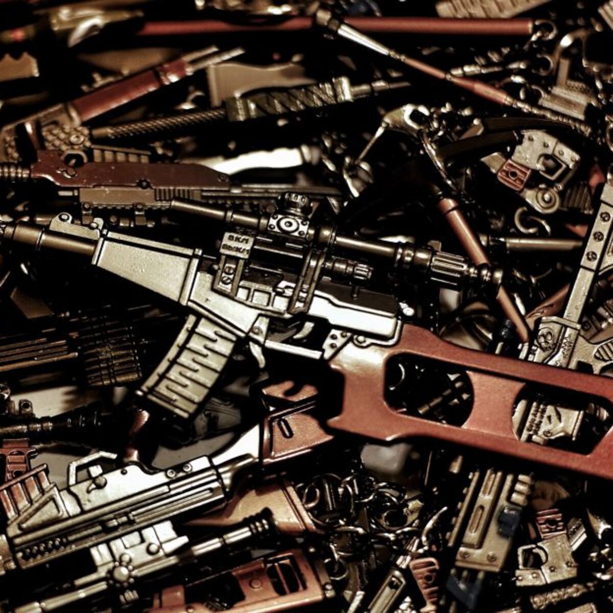 Neoyorquinos dicen que fallo del Tribunal Supremo sobre armas es “estúpido”