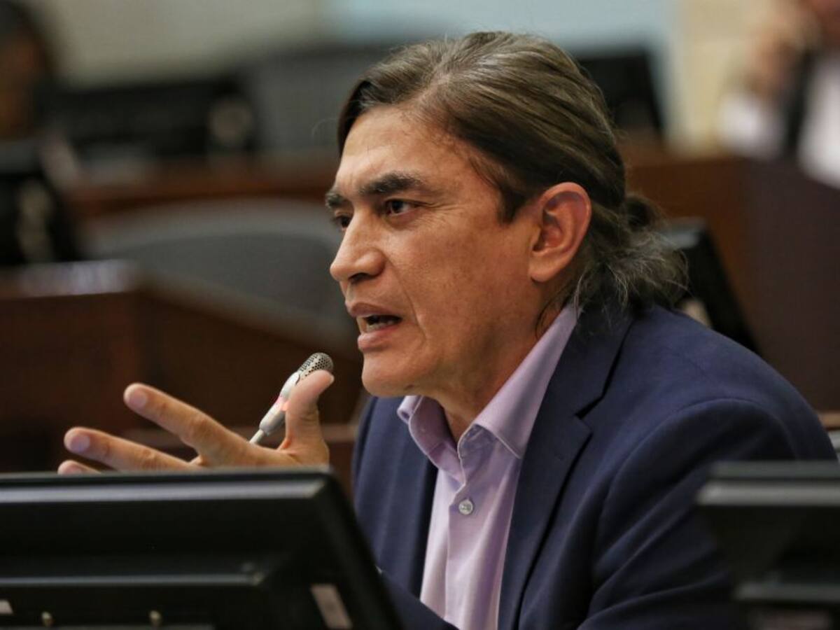 Gustavo Bolivar habló del ‘funeral’ de Fico y Uribe que compartió en redes
