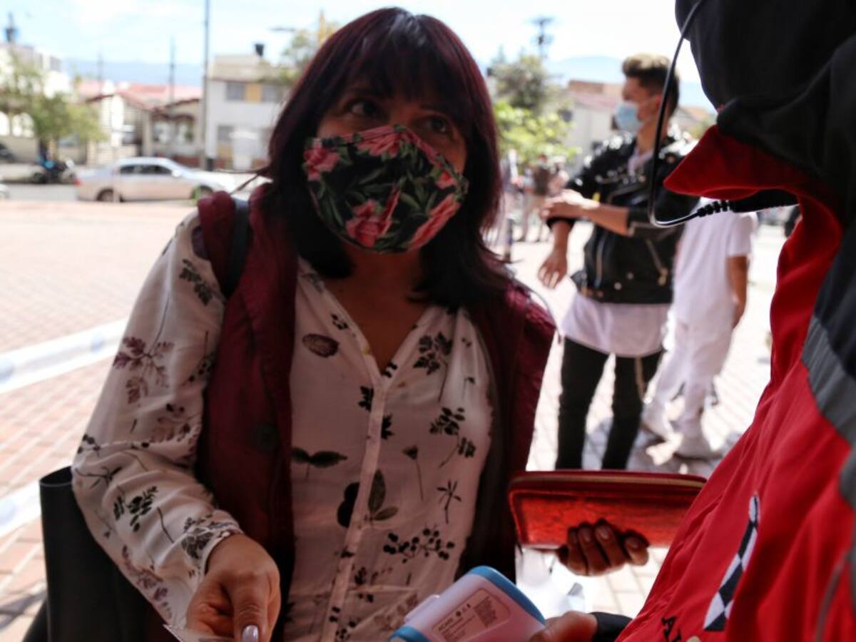 COVID-19 en Colombia: 4.049 casos nuevos y 163 fallecidos