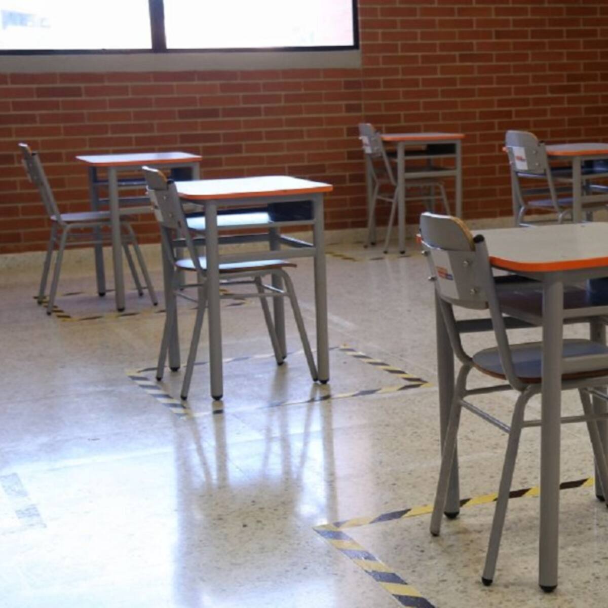 Rectores adecuan aulas para regreso a la presencialidad