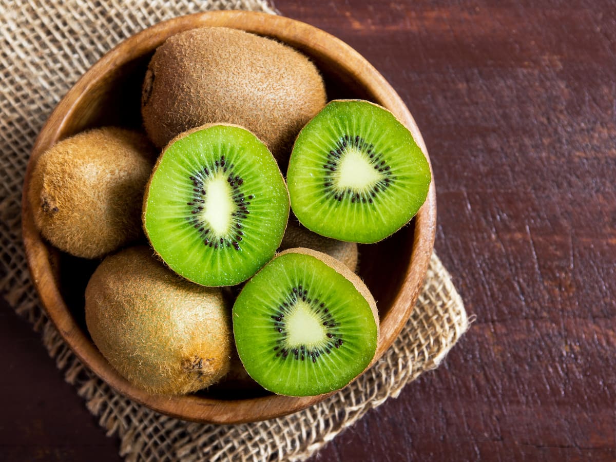 ¿Qué enfermedades ayudaría a ‘curar’ el kiwi? Esto han dicho expertos de su consumo