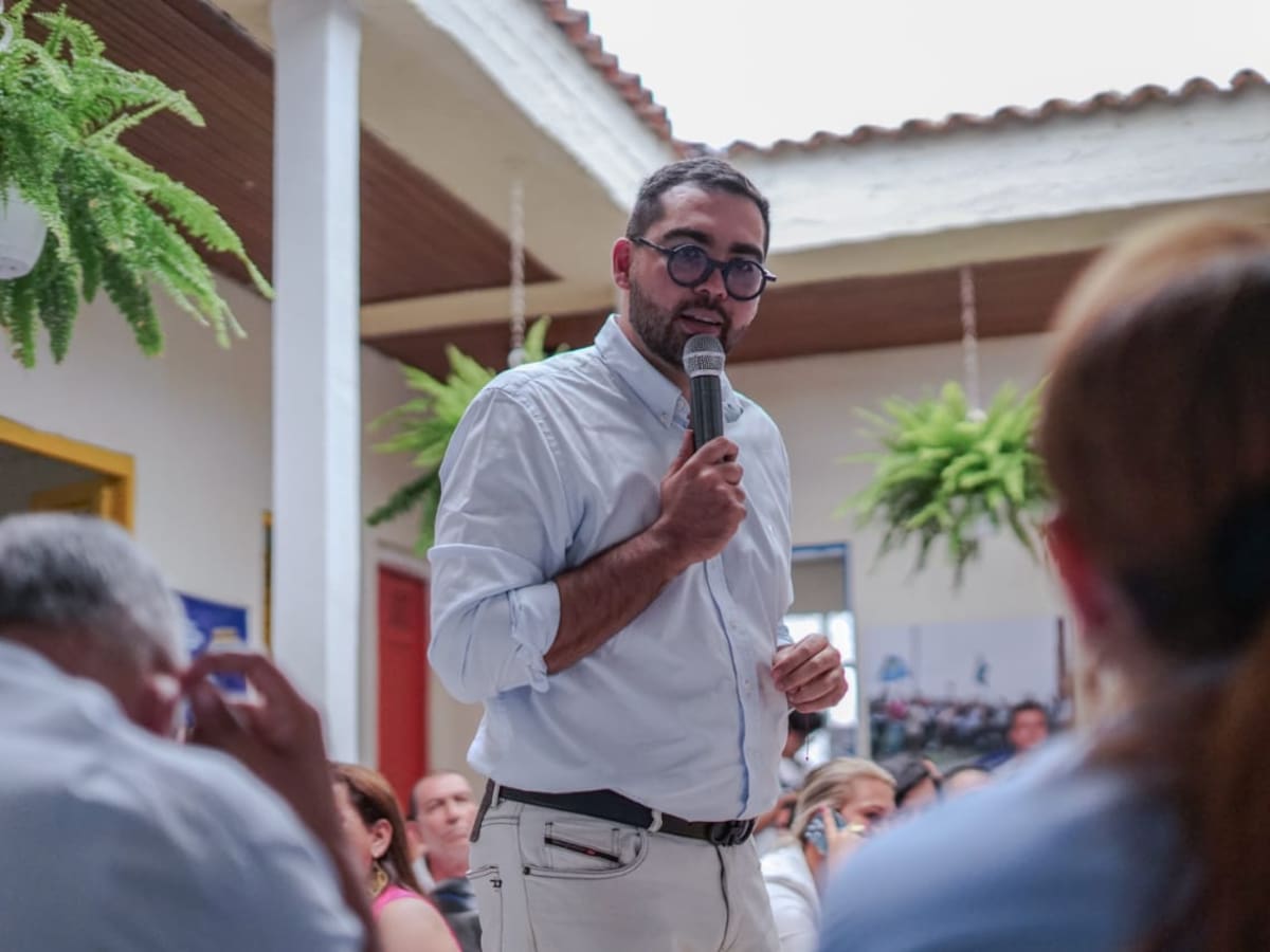 ¿Cómo funcionaría mecanismo de obras por impuestos para reconstrucción tras terremoto? Habla senador