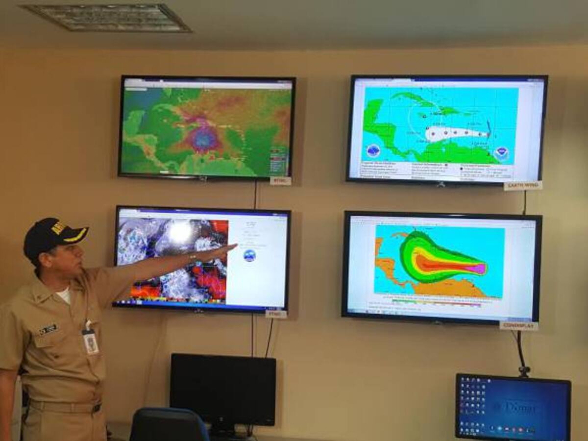 Huracán 'Matthew' alcanza categoría dos y es de alta peligrosidad: Ideam
