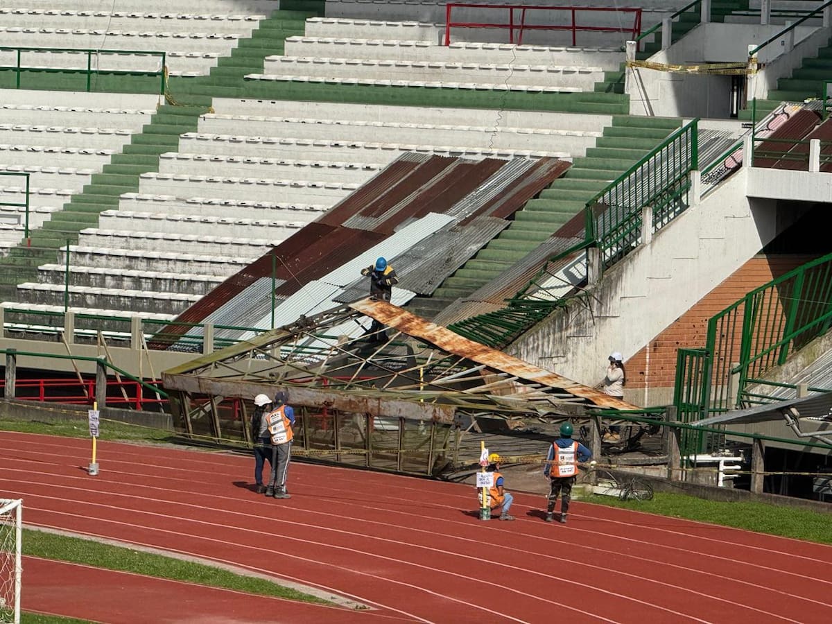 Colapsó una estructura de una pantalla en el Estadio Palogrande de Manizales