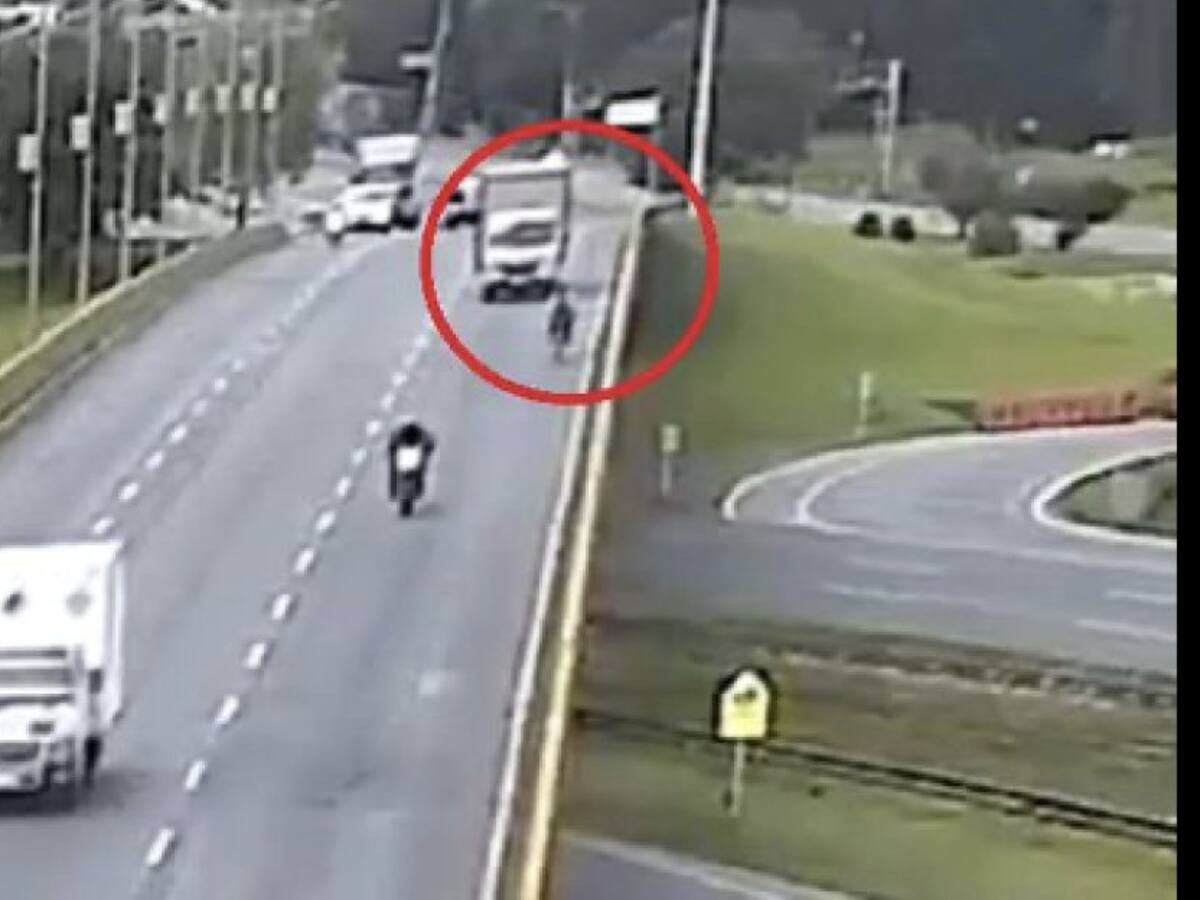 "Sentimos que es una injusticia": Hijo de ciclista atropellado en Chia
