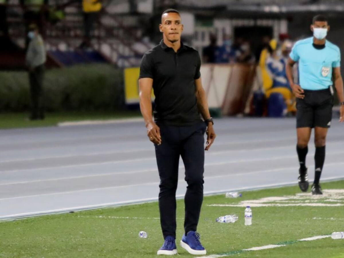 Amaranto no continúa en Junior y Comesaña ya es tendencia