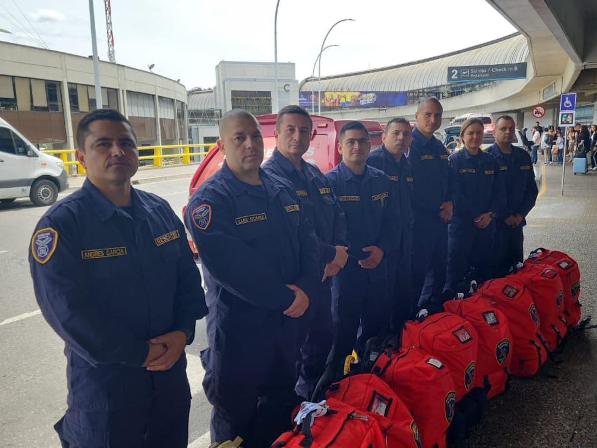Equipo especializado de Bomberos Voluntarios de Envigado envía a su elite de rescate a Venezuela