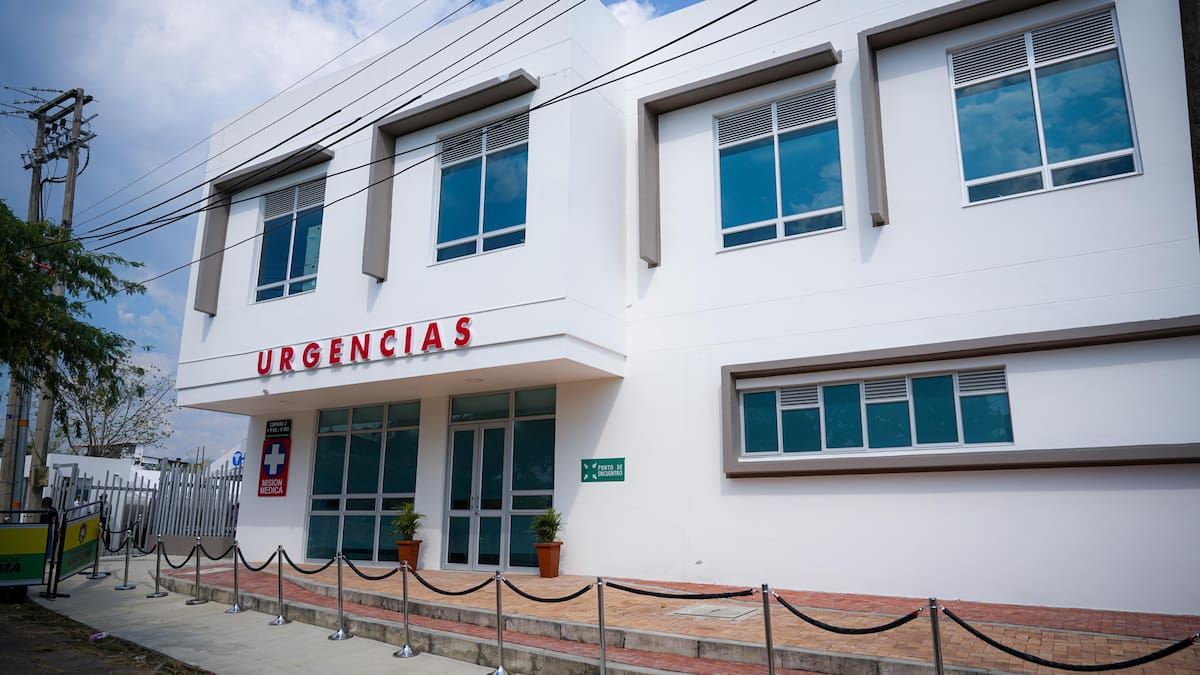 Anapoima inaugura servicios de hospitalización y urgencias