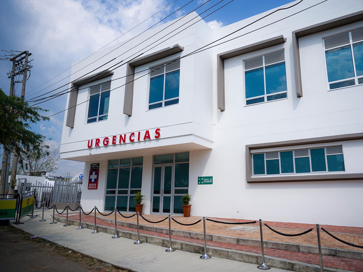 Anapoima inaugura servicios de hospitalización y urgencias