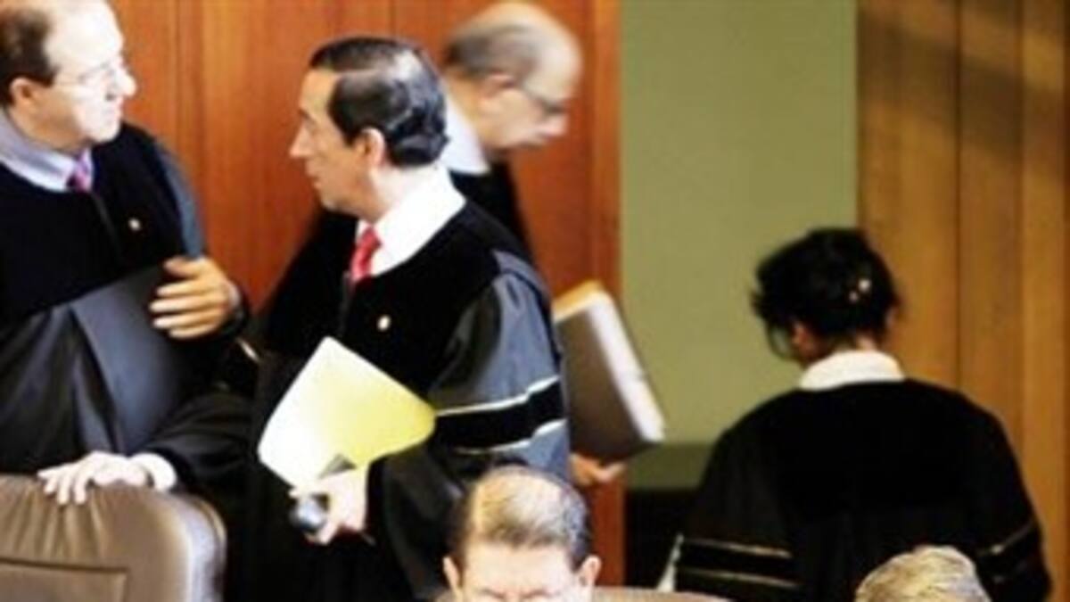 Cortes, fiscal y procurador piden a Santos la intervención en la reforma a la Justicia