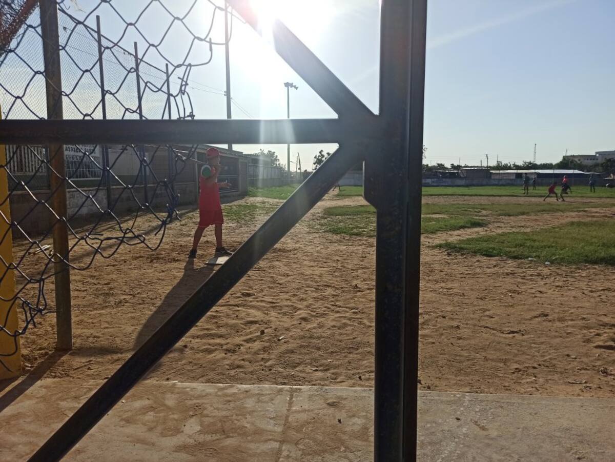 Estadio de softbol y béisbol menor Patricio Santos