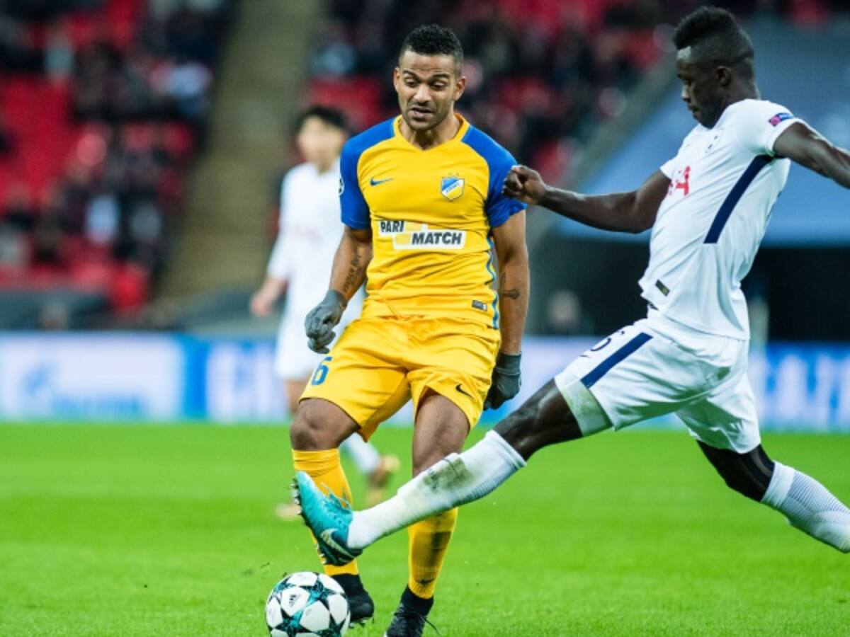 Con Dávinson en cancha, Tottenham ratificó el primer lugar de su grupo en Champions