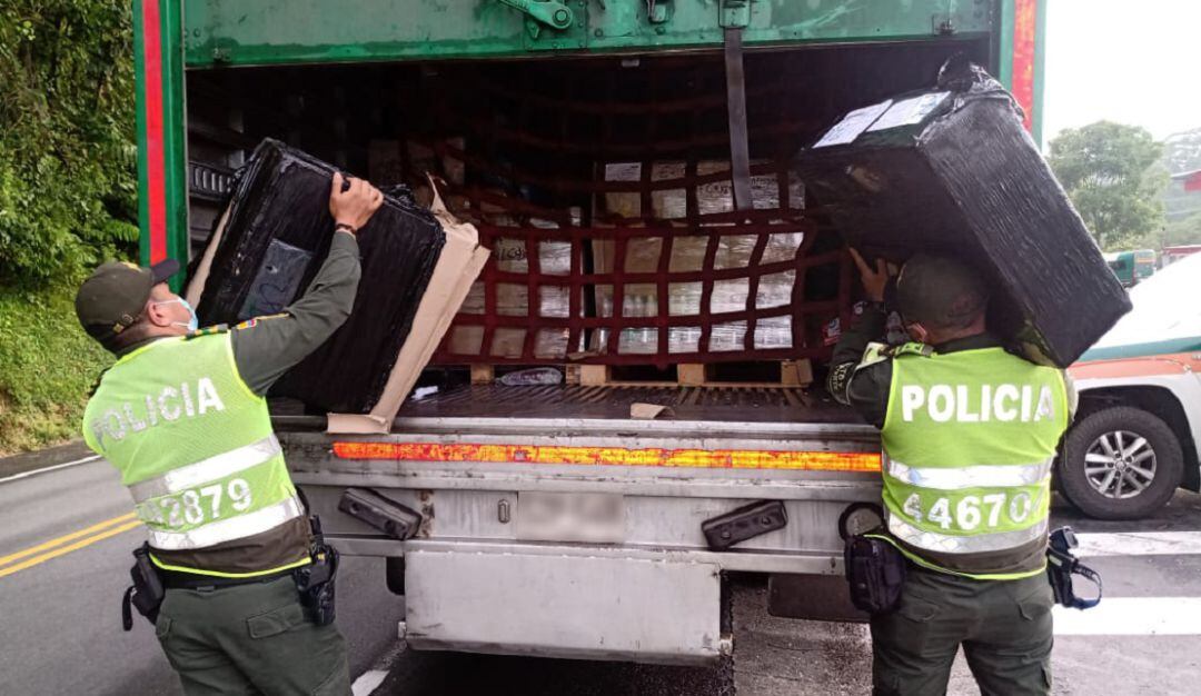 Marihuana camuflada a manera de encomienda.