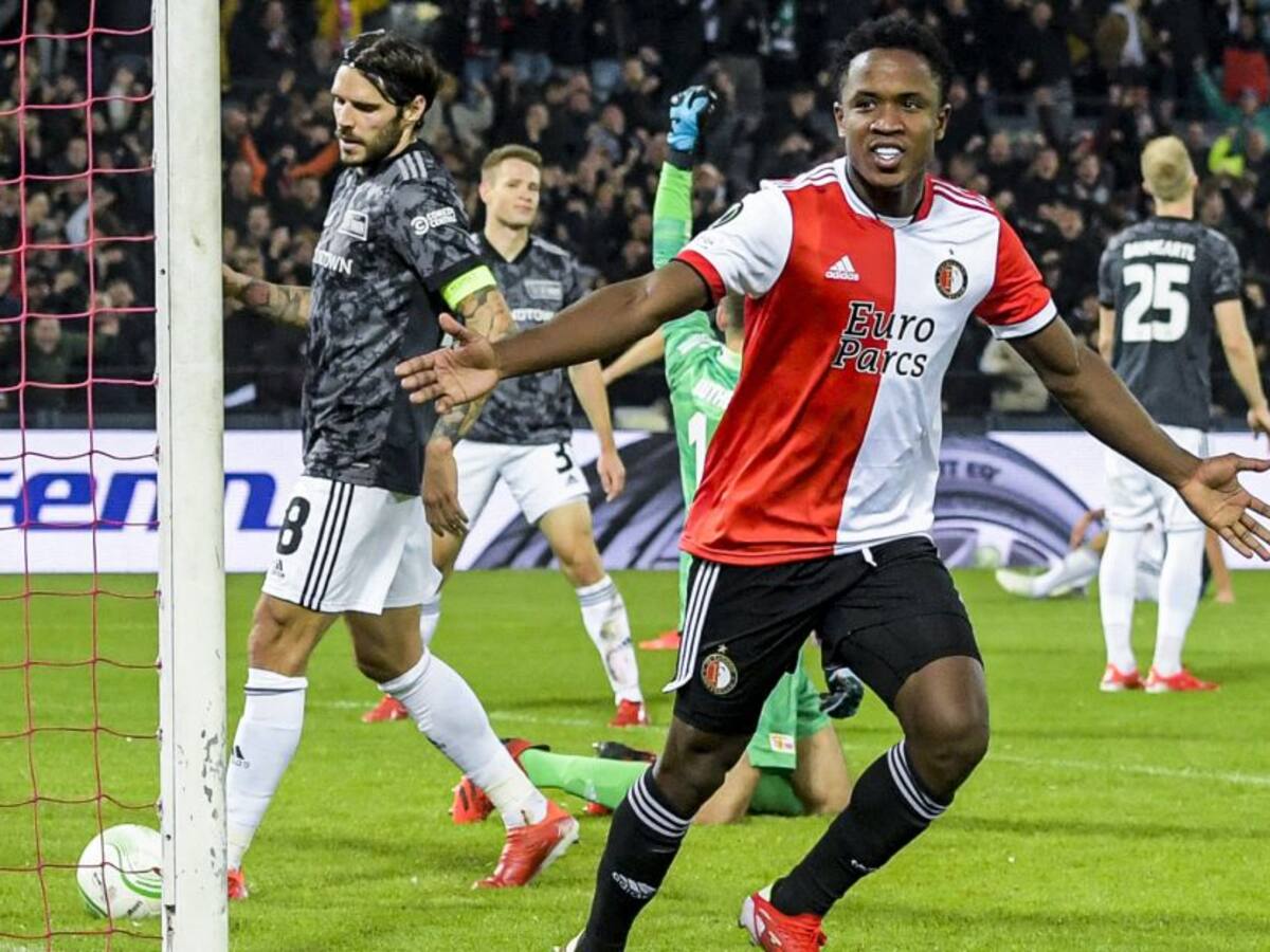 Luis Sinisterra marcó en victoria del Feyenoord en la Conference League