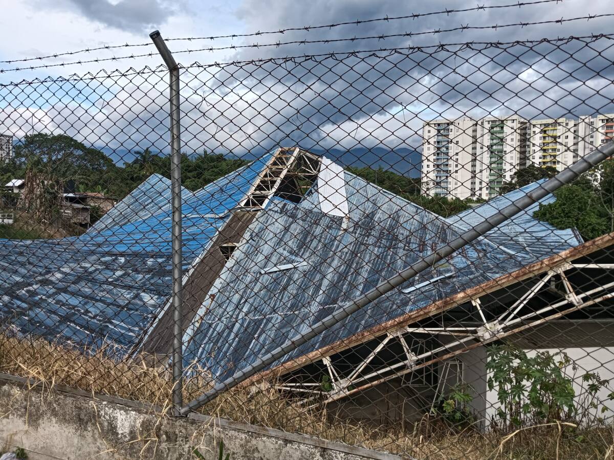 Coliseo del barrio La Patria de Armenia, 10 años de abandono, deterioro y promesas incumplidas