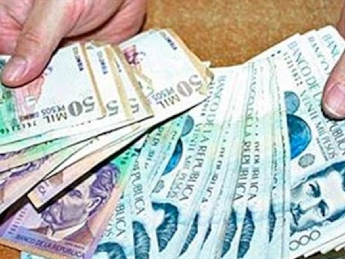 Salud, educación, defensa y pensiones se llevarán el 56% del presupuesto de 2013: Minhacienda