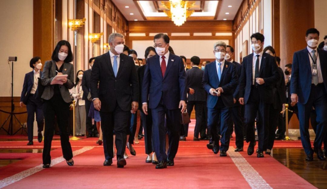 Presidentes de Colombia y Corea del Sur.