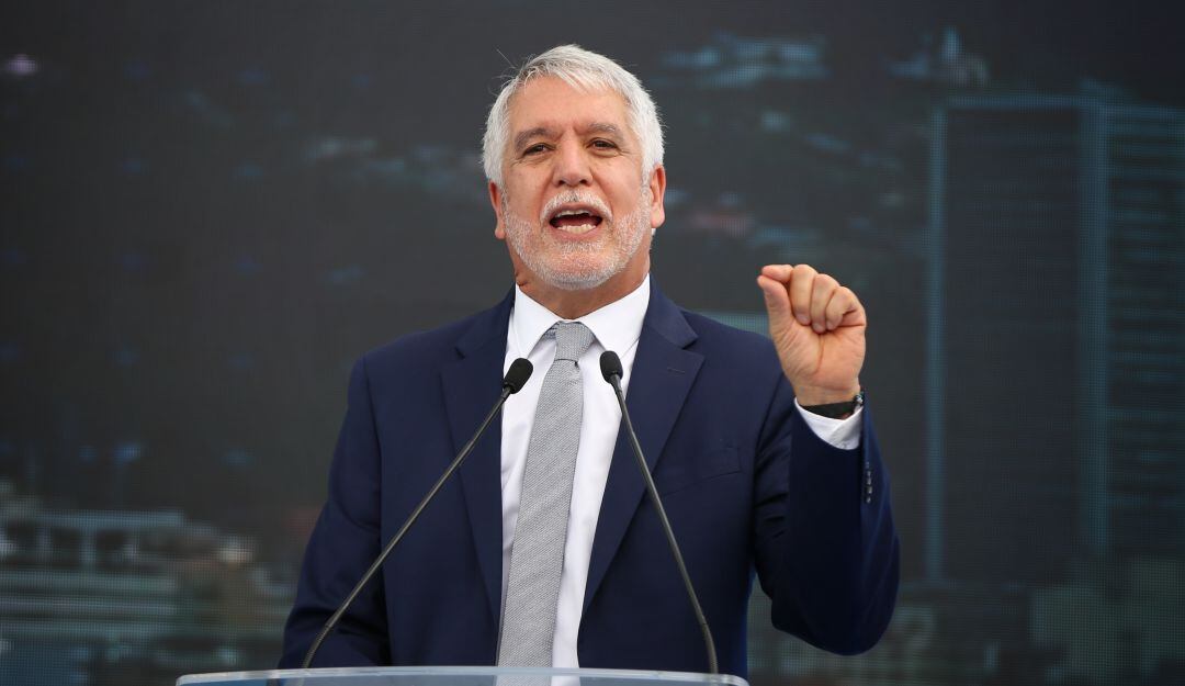 El exalcalde asistió a una reunión a Palacio