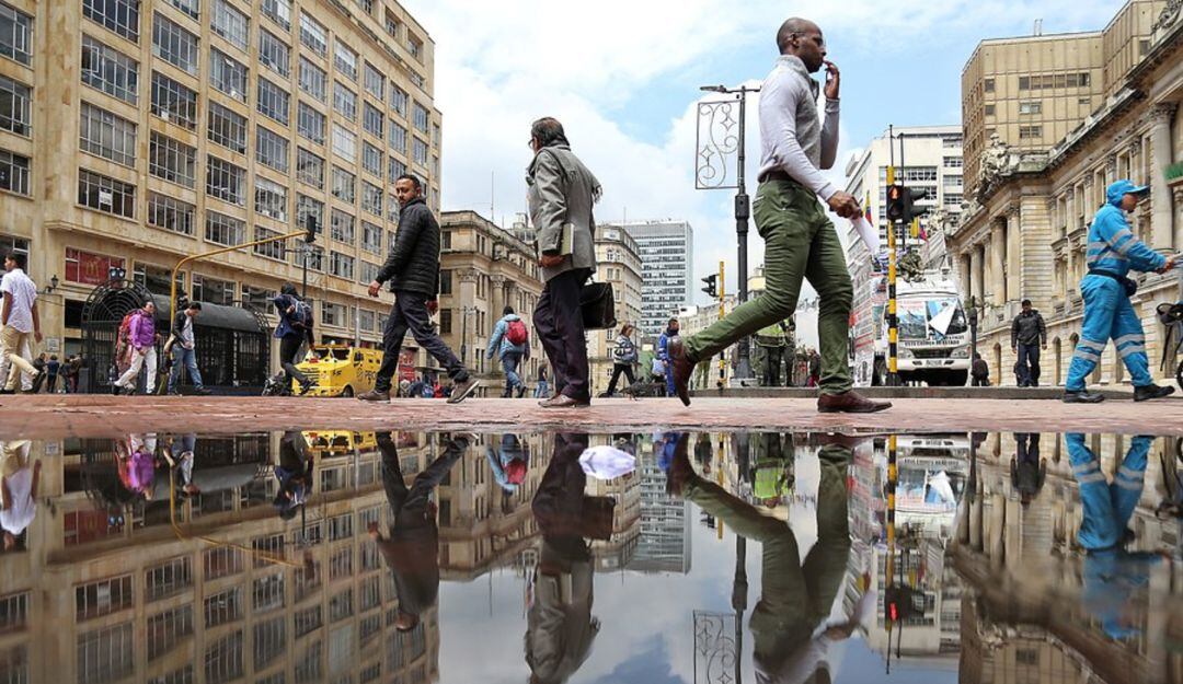 Colombianos recurren a portales digitales para obtener prestamos. 