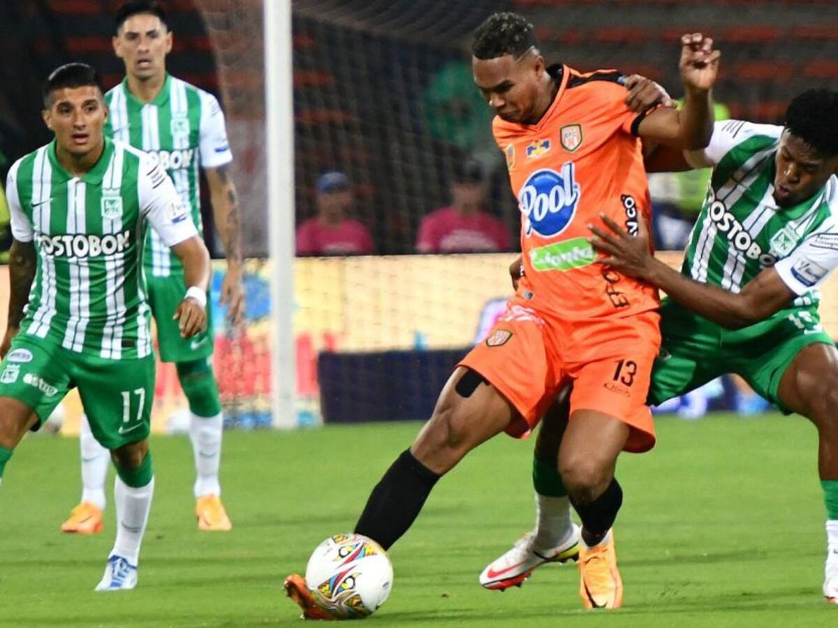 Nacional se pone al día en la Liga con un empate ante Envigado