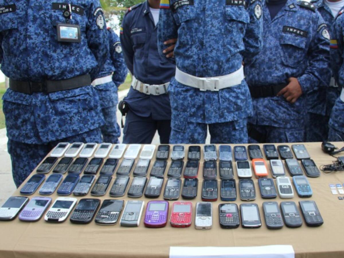 Operativos en la cárcel La Picota para decomisar celulares y dinero en efectivo