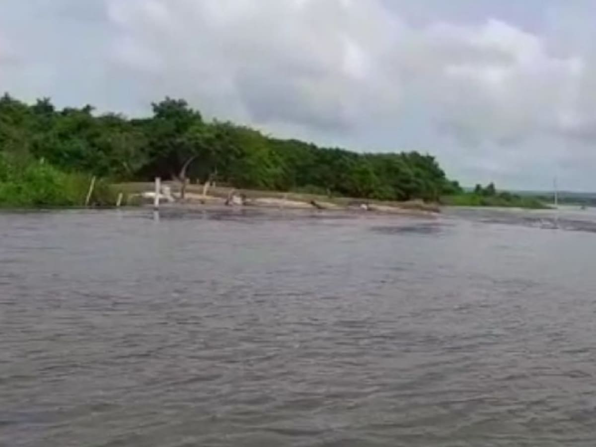 Rompimiento del chorro El Cafiro amenaza a varias poblaciones en Bolívar