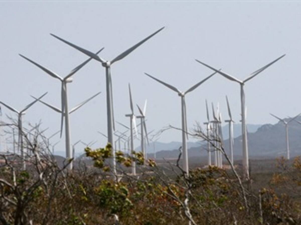 Ecopetrol y la UPB reciben la patente por generador de energía eólica