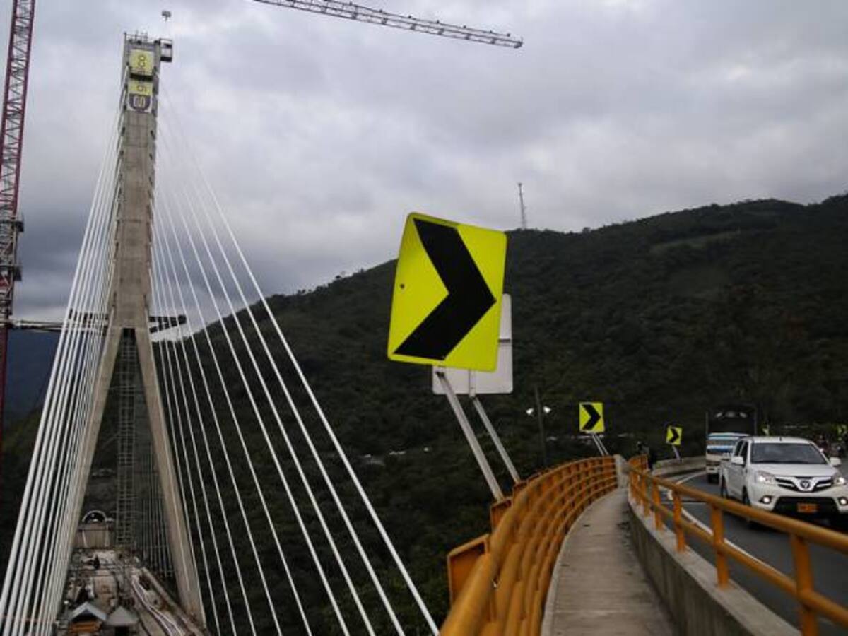 Coviandes tenía todos los seguros exigidos para obras como el puente de Chirajara