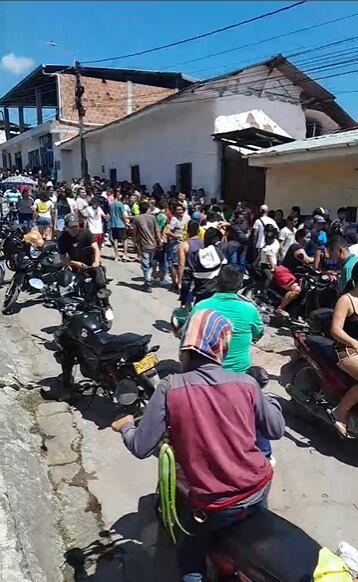 La comunidad se une en solidaridad con la familia afectada por esta devastadora pérdida, mientras las autoridades locales investigan las circunstancias exactas del accidente.