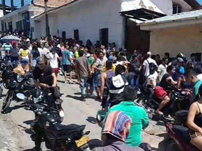 La comunidad se une en solidaridad con la familia afectada por esta devastadora pérdida, mientras las autoridades locales investigan las circunstancias exactas del accidente.