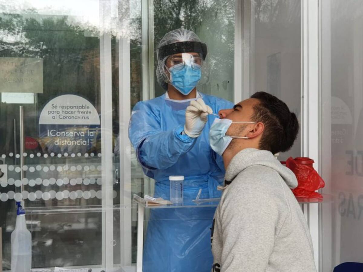 Instalan cabinas en Medellín para realizar pruebas gratuitas de coronavirus