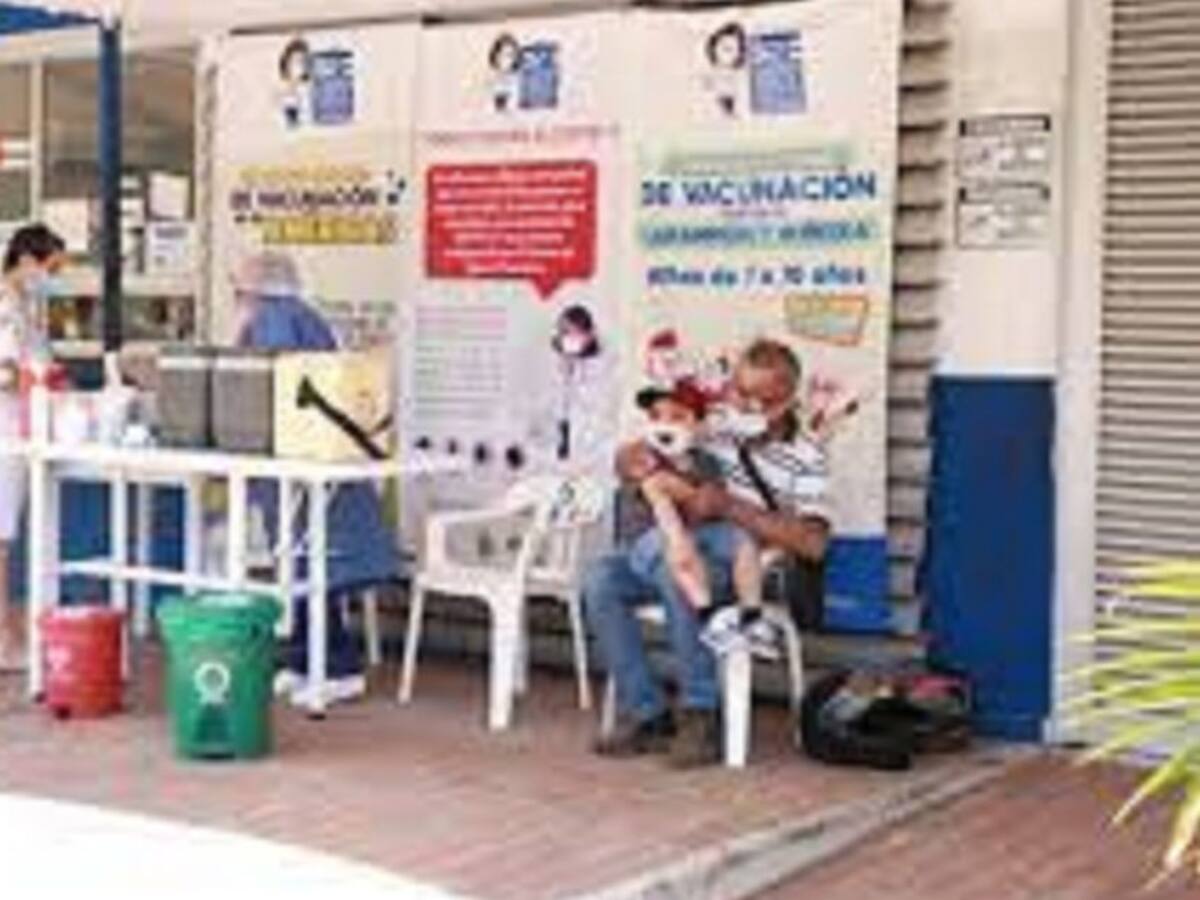 Lenta vacunación Covid-19 en menores de Neiva