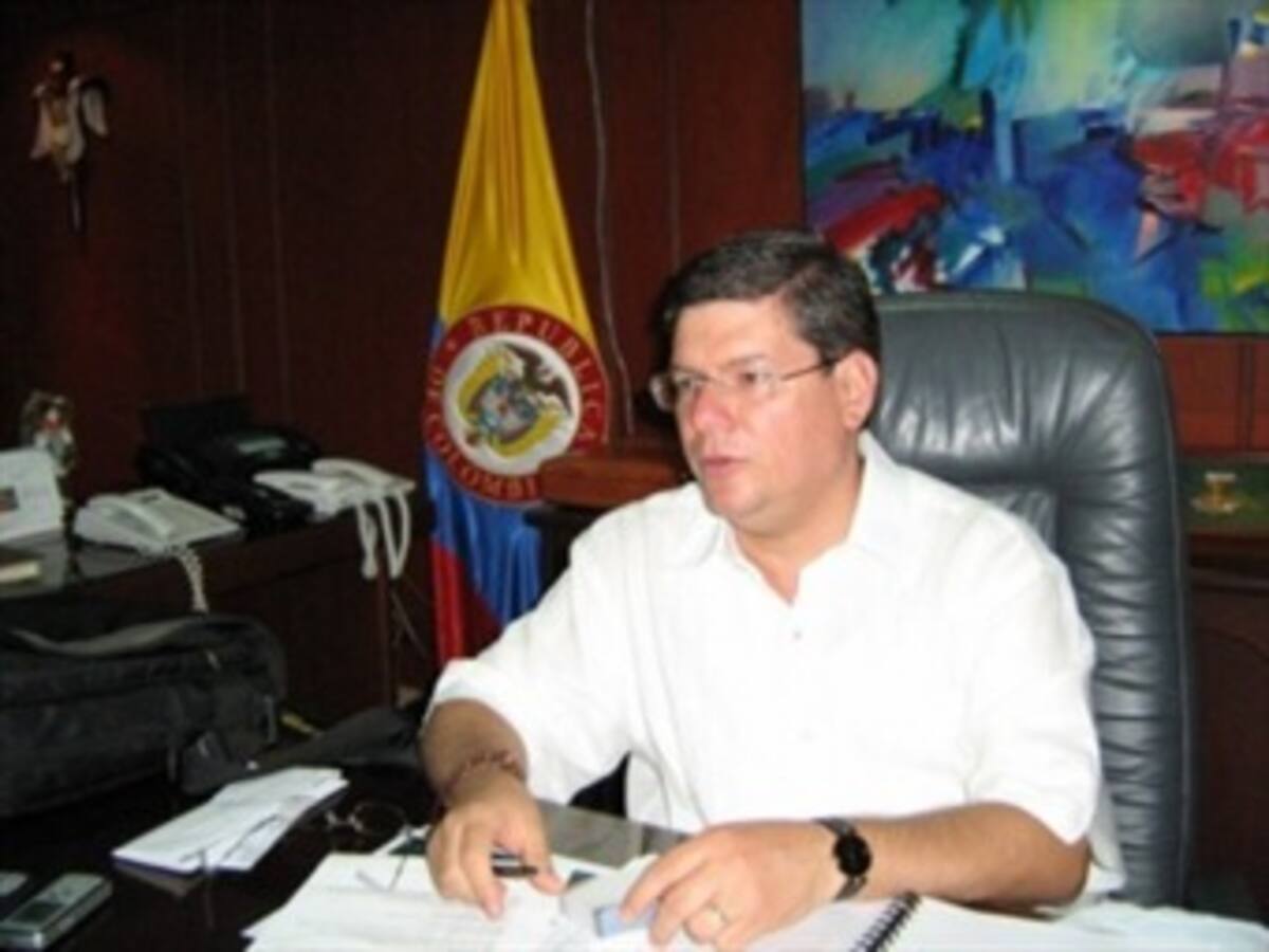 Procuraduría destituye e inhabilita al gobernador del Huila, Luis Sánchez